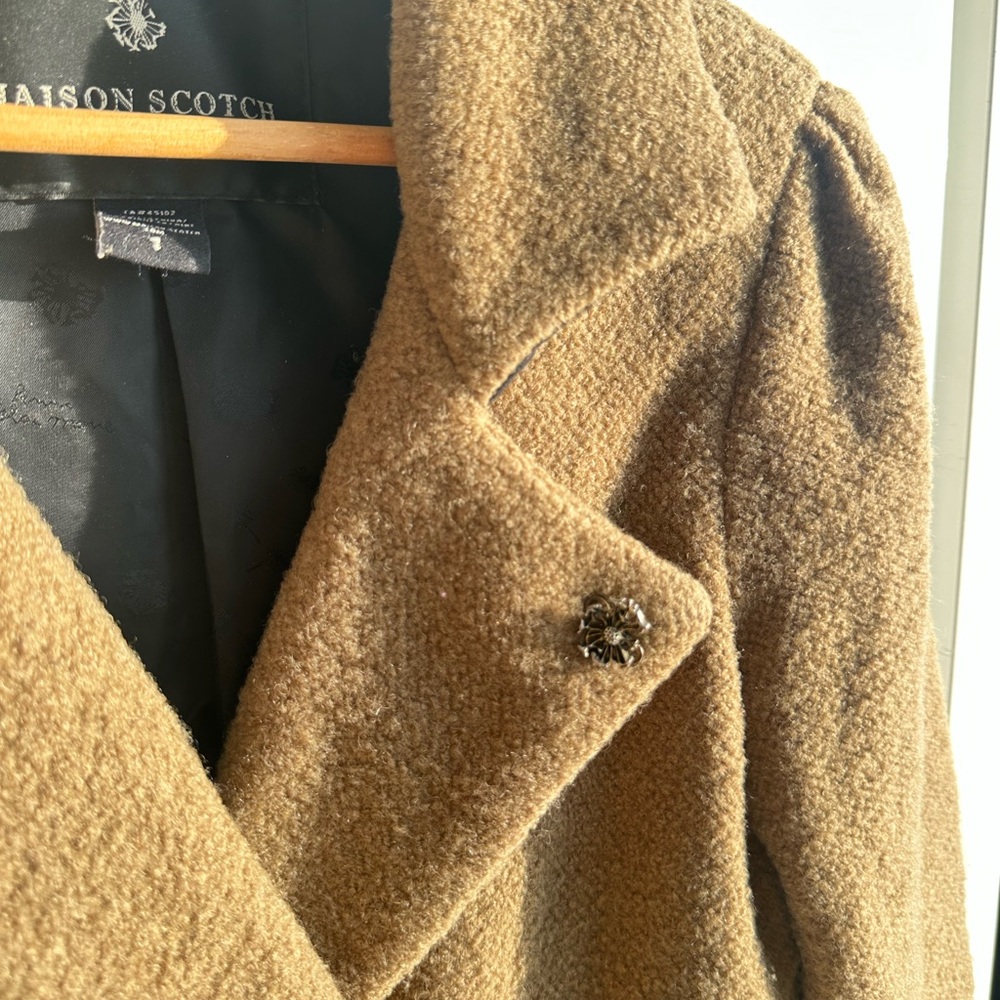 Maison Scotch (Scotch and Soda) Boucle Coat in Beige Teddy Color - Used US 6